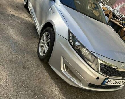 Серый Киа K5, объемом двигателя 2 л и пробегом 280 тыс. км за 6800 $, фото 16 на Automoto.ua