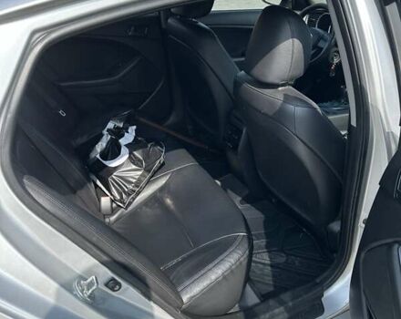 Серый Киа K5, объемом двигателя 2 л и пробегом 190 тыс. км за 9500 $, фото 15 на Automoto.ua