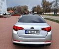 Серый Киа K5, объемом двигателя 2 л и пробегом 174 тыс. км за 8000 $, фото 10 на Automoto.ua