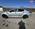 Серый Киа K5, объемом двигателя 2 л и пробегом 248 тыс. км за 9500 $, фото 17 на Automoto.ua