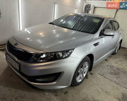 Серый Киа K5, объемом двигателя 2 л и пробегом 280 тыс. км за 7500 $, фото 13 на Automoto.ua