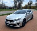 Серый Киа K5, объемом двигателя 2 л и пробегом 174 тыс. км за 8000 $, фото 1 на Automoto.ua