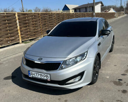 Серый Киа K5, объемом двигателя 2 л и пробегом 248 тыс. км за 9500 $, фото 5 на Automoto.ua