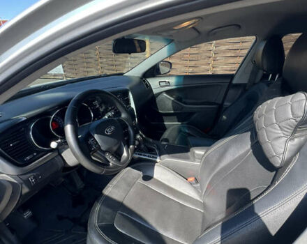 Серый Киа K5, объемом двигателя 2 л и пробегом 248 тыс. км за 9500 $, фото 25 на Automoto.ua