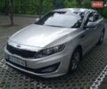 Серый Киа K5, объемом двигателя 2 л и пробегом 574 тыс. км за 6400 $, фото 1 на Automoto.ua