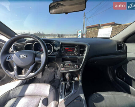 Серый Киа K5, объемом двигателя 2 л и пробегом 248 тыс. км за 9500 $, фото 20 на Automoto.ua