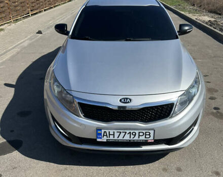Серый Киа K5, объемом двигателя 2 л и пробегом 248 тыс. км за 9500 $, фото 3 на Automoto.ua