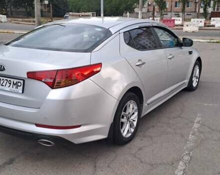 Серый Киа K5, объемом двигателя 2 л и пробегом 316 тыс. км за 7700 $, фото 5 на Automoto.ua