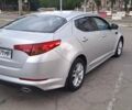 Серый Киа K5, объемом двигателя 2 л и пробегом 316 тыс. км за 7700 $, фото 5 на Automoto.ua