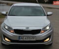 Серый Киа K5, объемом двигателя 2 л и пробегом 220 тыс. км за 9999 $, фото 4 на Automoto.ua