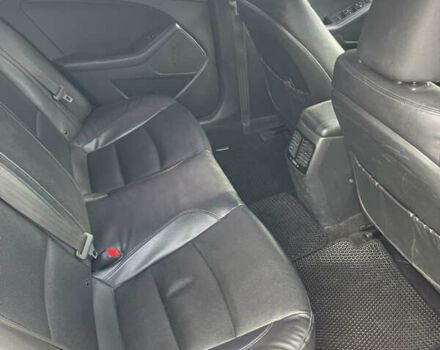 Серый Киа K5, объемом двигателя 2 л и пробегом 345 тыс. км за 8500 $, фото 4 на Automoto.ua