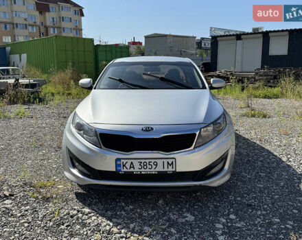 Серый Киа K5, объемом двигателя 2 л и пробегом 240 тыс. км за 6999 $, фото 1 на Automoto.ua