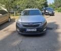 Сірий Кіа K5, об'ємом двигуна 2 л та пробігом 355 тис. км за 6500 $, фото 1 на Automoto.ua