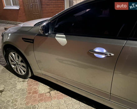 Сірий Кіа K5, об'ємом двигуна 2 л та пробігом 258 тис. км за 12200 $, фото 25 на Automoto.ua