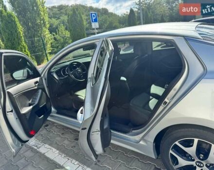 Серый Киа K5, объемом двигателя 2 л и пробегом 244 тыс. км за 7200 $, фото 18 на Automoto.ua