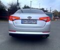 Кіа K5 2013 у Одесі на Automoto.ua Сірий Кіа K5, об'ємом двигуна 2 л та пробігом 199 тис. км за 8500 $, фото 4 на Automoto.ua