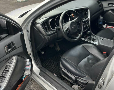 Серый Киа K5, объемом двигателя 2 л и пробегом 345 тыс. км за 8500 $, фото 6 на Automoto.ua