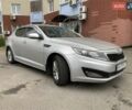 Серый Киа K5, объемом двигателя 2 л и пробегом 401 тыс. км за 7100 $, фото 17 на Automoto.ua