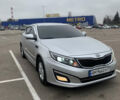 Серый Киа K5, объемом двигателя 2 л и пробегом 241 тыс. км за 8800 $, фото 10 на Automoto.ua