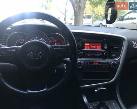 Серый Киа K5, объемом двигателя 0 л и пробегом 180 тыс. км за 9700 $, фото 3 на Automoto.ua