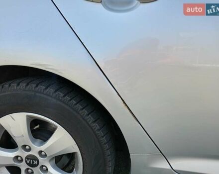 Серый Киа K5, объемом двигателя 2 л и пробегом 300 тыс. км за 8222 $, фото 5 на Automoto.ua