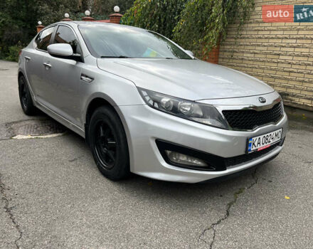 Серый Киа K5, объемом двигателя 2 л и пробегом 307 тыс. км за 8550 $, фото 1 на Automoto.ua