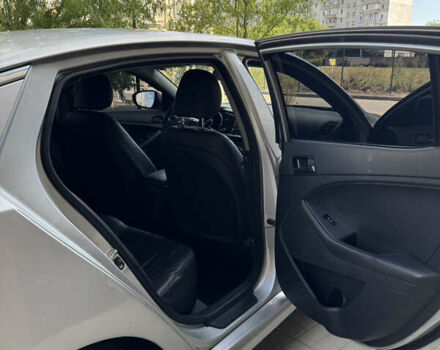 Сірий Кіа K5, об'ємом двигуна 2 л та пробігом 204 тис. км за 8000 $, фото 50 на Automoto.ua