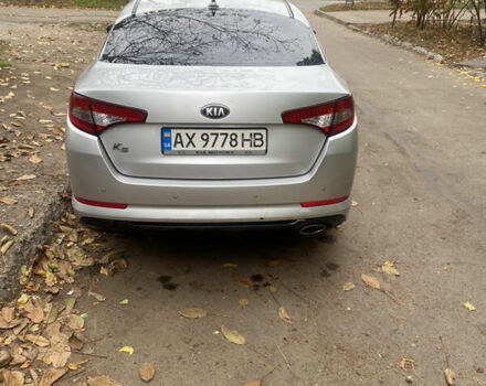 Серый Киа K5, объемом двигателя 2 л и пробегом 370 тыс. км за 8300 $, фото 4 на Automoto.ua