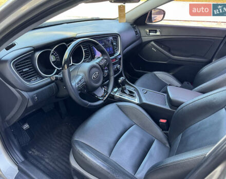 Серый Киа K5, объемом двигателя 2 л и пробегом 265 тыс. км за 10800 $, фото 9 на Automoto.ua