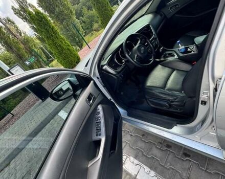 Серый Киа K5, объемом двигателя 2 л и пробегом 244 тыс. км за 7200 $, фото 40 на Automoto.ua