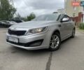 Серый Киа K5, объемом двигателя 2 л и пробегом 401 тыс. км за 7100 $, фото 1 на Automoto.ua
