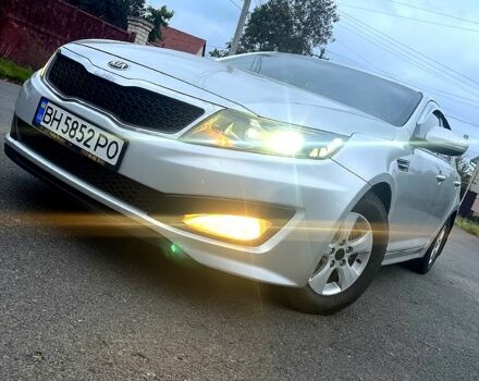 Кіа K5 2013 у Одесі на Automoto.ua Сірий Кіа K5, об'ємом двигуна 2 л та пробігом 199 тис. км за 8500 $, фото 1 на Automoto.ua