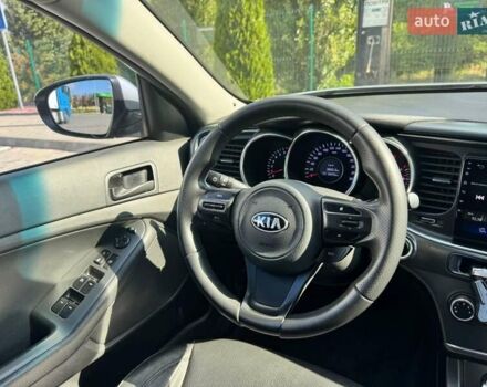 Серый Киа K5, объемом двигателя 2 л и пробегом 244 тыс. км за 7200 $, фото 11 на Automoto.ua
