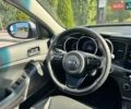 Серый Киа K5, объемом двигателя 2 л и пробегом 244 тыс. км за 7200 $, фото 11 на Automoto.ua