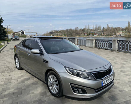 Сірий Кіа K5, об'ємом двигуна 2 л та пробігом 258 тис. км за 12200 $, фото 7 на Automoto.ua