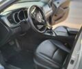 Серый Киа K5, объемом двигателя 2 л и пробегом 335 тыс. км за 8000 $, фото 3 на Automoto.ua