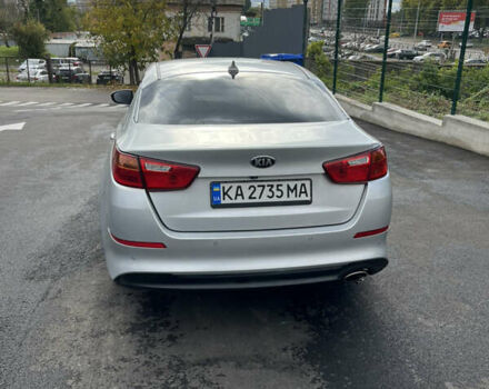 Серый Киа K5, объемом двигателя 2 л и пробегом 345 тыс. км за 8500 $, фото 2 на Automoto.ua