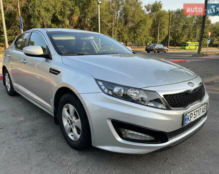 Серый Киа K5, объемом двигателя 2 л и пробегом 311 тыс. км за 8700 $, фото 3 на Automoto.ua