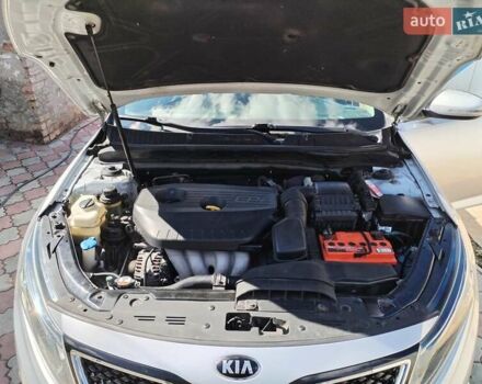 Сірий Кіа K5, об'ємом двигуна 2 л та пробігом 127 тис. км за 9300 $, фото 15 на Automoto.ua