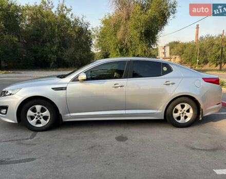 Серый Киа K5, объемом двигателя 2 л и пробегом 311 тыс. км за 8700 $, фото 8 на Automoto.ua