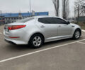 Серый Киа K5, объемом двигателя 2 л и пробегом 241 тыс. км за 8800 $, фото 8 на Automoto.ua