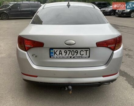 Серый Киа K5, объемом двигателя 2 л и пробегом 401 тыс. км за 7100 $, фото 21 на Automoto.ua
