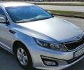 Сірий Кіа K5, об'ємом двигуна 2 л та пробігом 153 тис. км за 8500 $, фото 1 на Automoto.ua