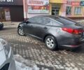 Серый Киа K5, объемом двигателя 2 л и пробегом 252 тыс. км за 8000 $, фото 6 на Automoto.ua