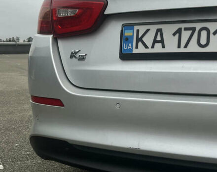Серый Киа K5, объемом двигателя 2 л и пробегом 246 тыс. км за 7600 $, фото 11 на Automoto.ua