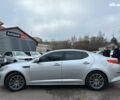 Серый Киа K5, объемом двигателя 2 л и пробегом 205 тыс. км за 10790 $, фото 10 на Automoto.ua