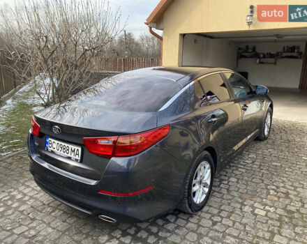 Серый Киа K5, объемом двигателя 2 л и пробегом 208 тыс. км за 10550 $, фото 4 на Automoto.ua