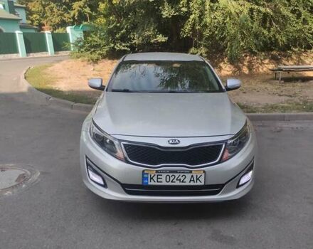 Серый Киа K5, объемом двигателя 2 л и пробегом 220 тыс. км за 9999 $, фото 13 на Automoto.ua