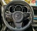 Серый Киа K5, объемом двигателя 2 л и пробегом 115 тыс. км за 10300 $, фото 22 на Automoto.ua
