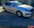 Серый Киа K5, объемом двигателя 2 л и пробегом 215 тыс. км за 8000 $, фото 1 на Automoto.ua